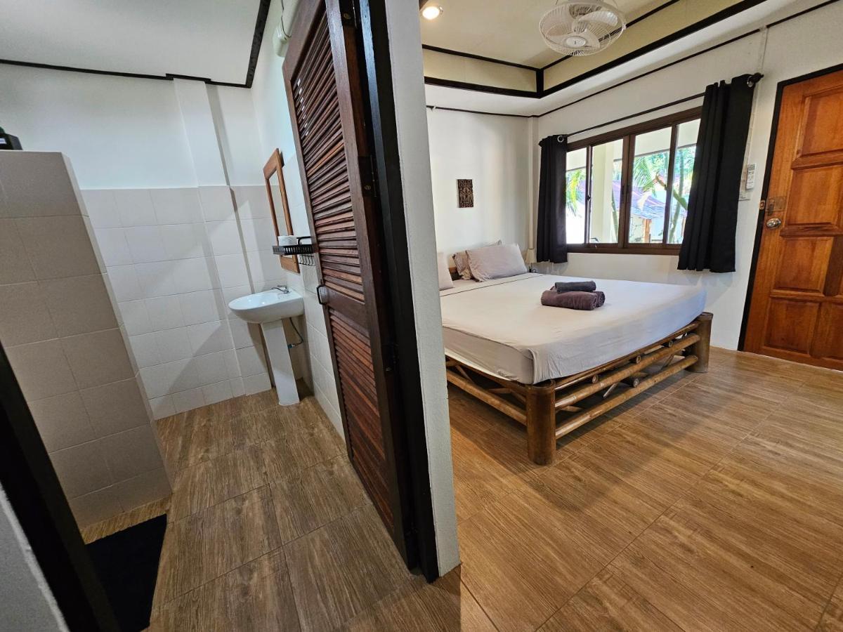 The Mellow Mango Koh Lanta Exterior photo